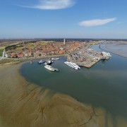 Aangezicht Haven West Terschelling van boven