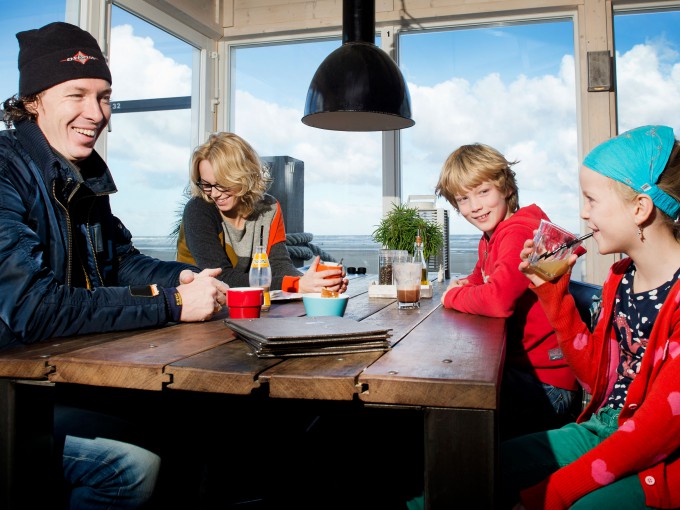 Iets drinken aan zee